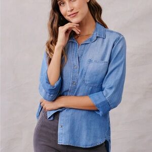 Bella Dahl Shirt Tail Button Down Soft Denim M